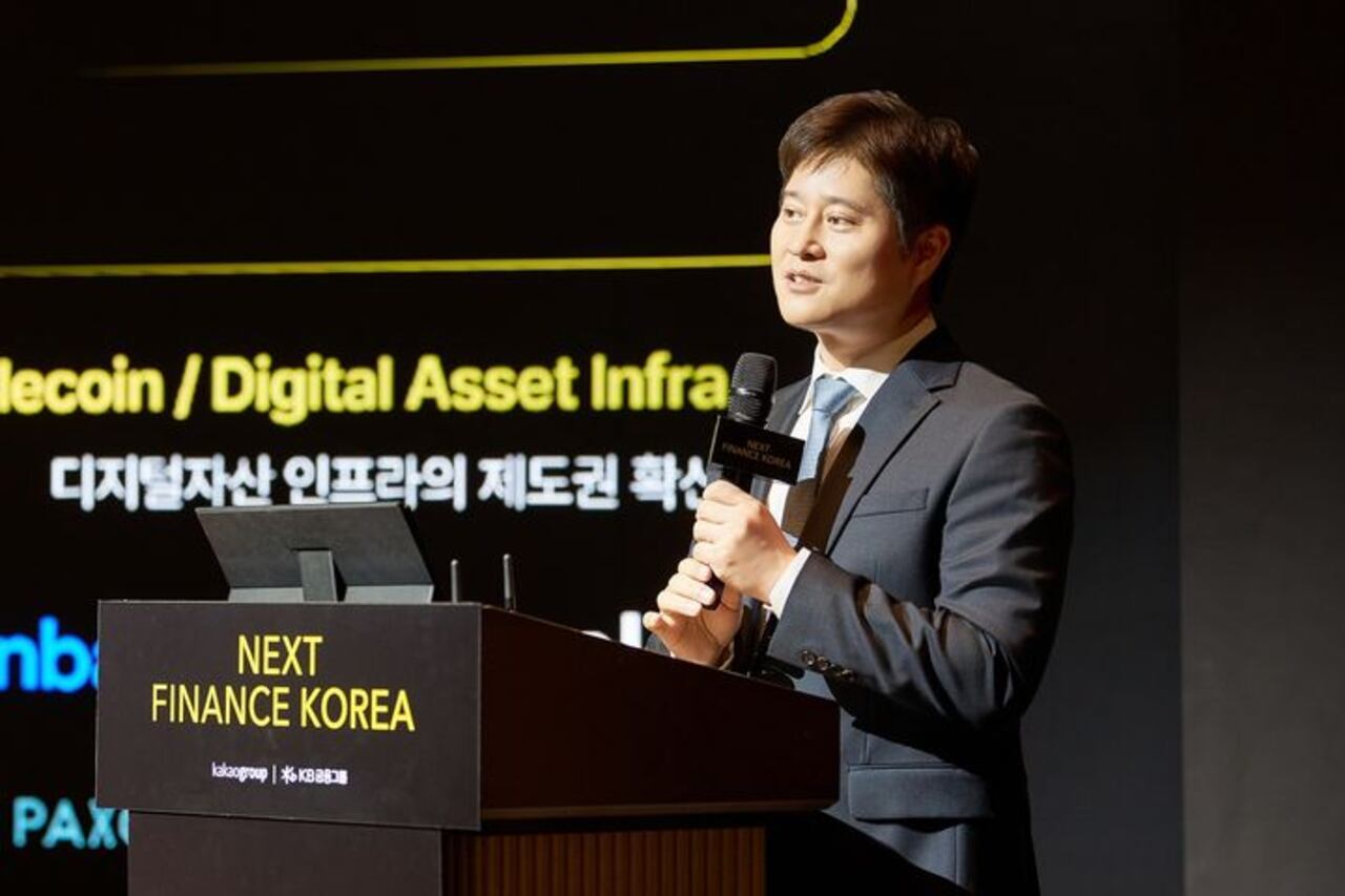 Kakao Pay CEO Shin Won-keun delivering a keynote at Next Finance Korea on September 28 (Photo: courtesy of Kakao Pay)